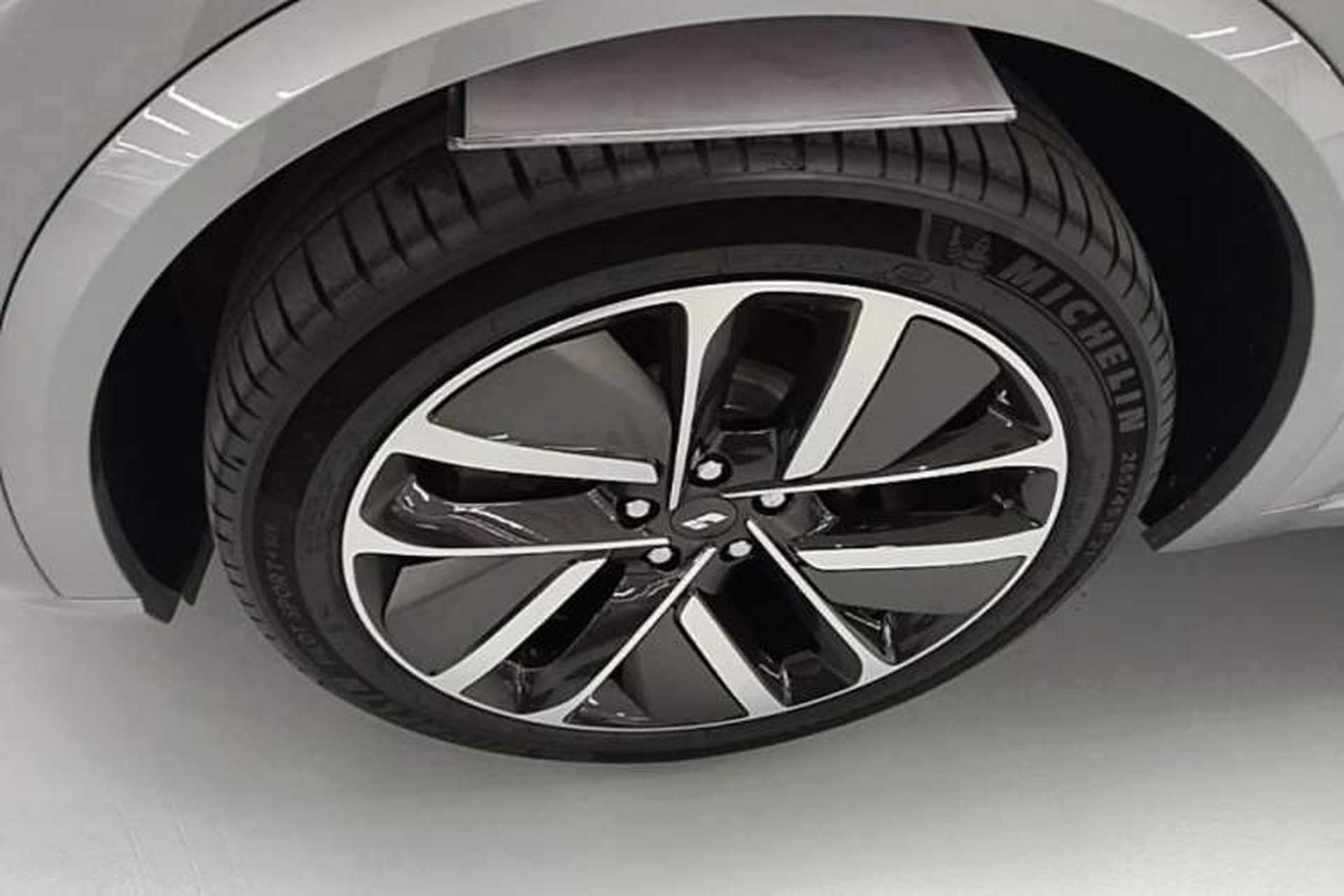 Used Li Auto L9 2022 Max model Exterior 2