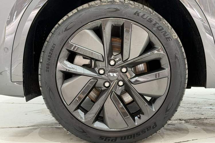 Used Li Auto L9 2022 Max model Exterior 8