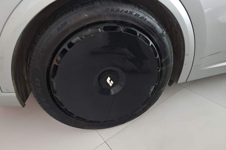 Used Li Auto L9 2022 Max model Exterior 8