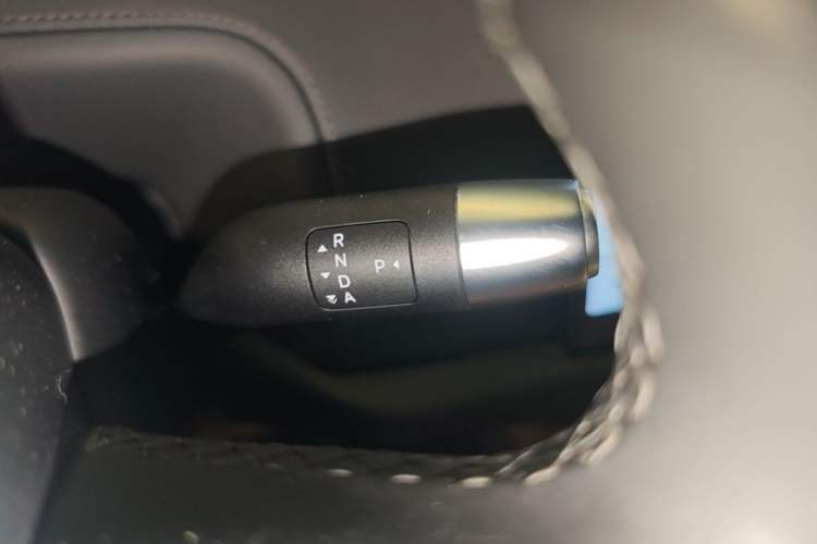Used Li Auto L9 2022 Max model Gear Lever