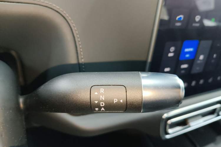 Used Li Auto L9 2022 Max model Gear Lever