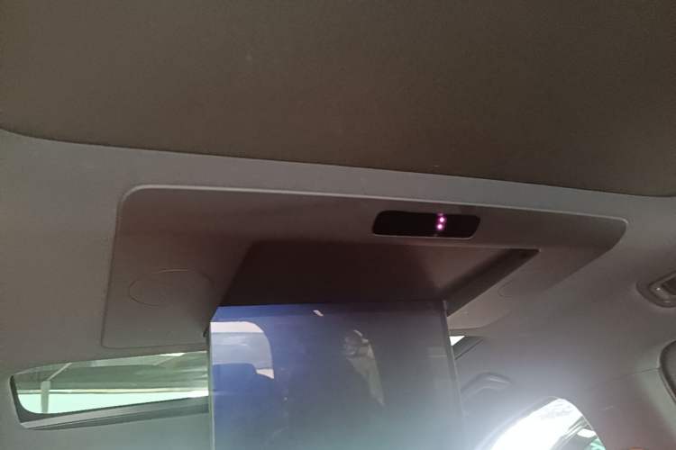Used Li Auto L9 2022 Max model Headliner