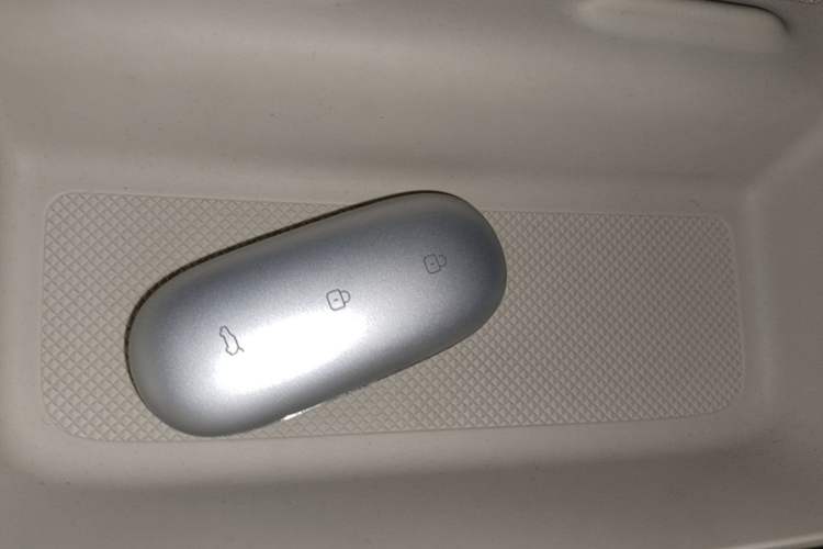 Used Li Auto L9 2022 Max model Interior 1