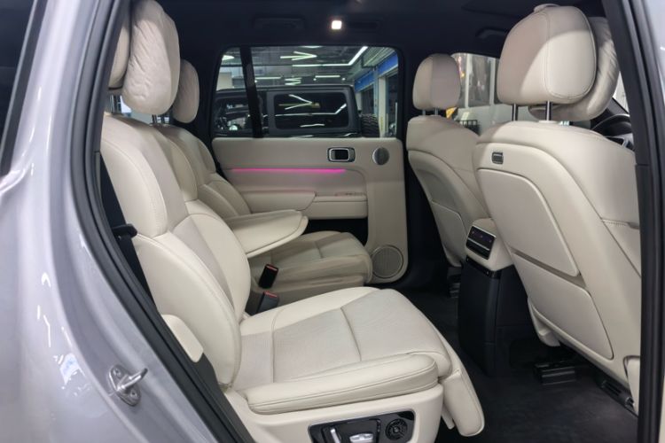 Used Li Auto L9 2022 Max model Interior 11