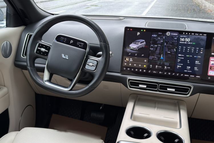 Used Li Auto L9 2022 Max model Interior 12
