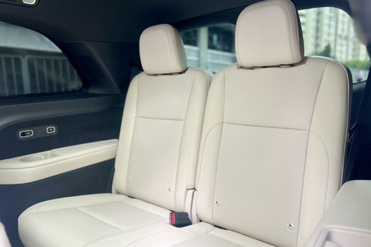 Used Li Auto L9 2022 Max model Interior 4