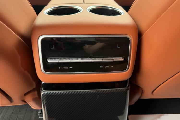 Used Li Auto L9 2022 Max model Interior 4