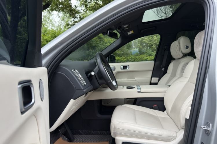 Used Li Auto L9 2022 Max model Interior 6