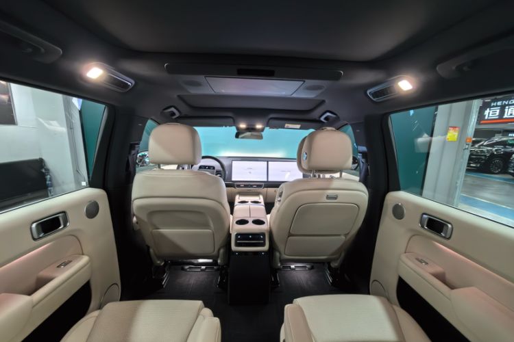 Used Li Auto L9 2022 Max model Interior 7