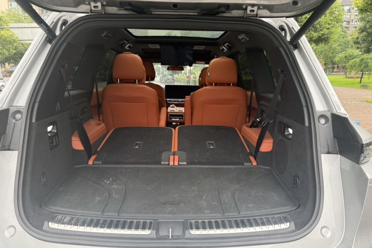 Used Li Auto L9 2022 Max model Interior 8