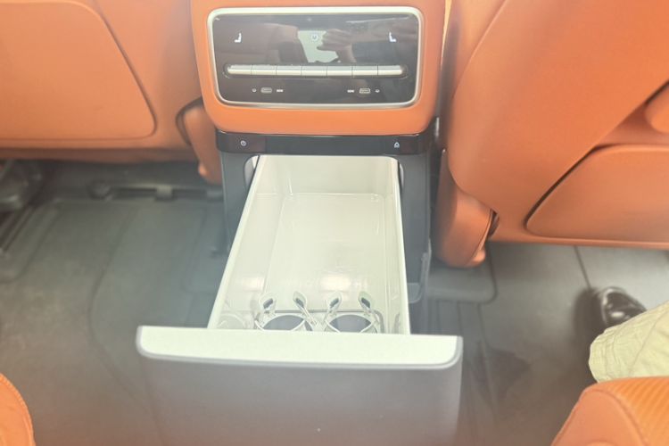 Used Li Auto L9 2022 Max model Interior 9