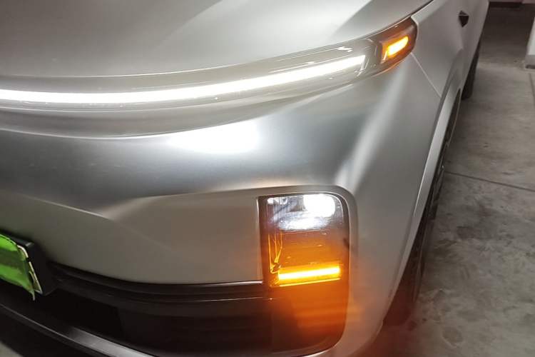 Used Li Auto L9 2022 Max model Left Front Headlight