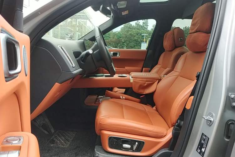 Used Li Auto L9 2022 Max model Left Front Seat