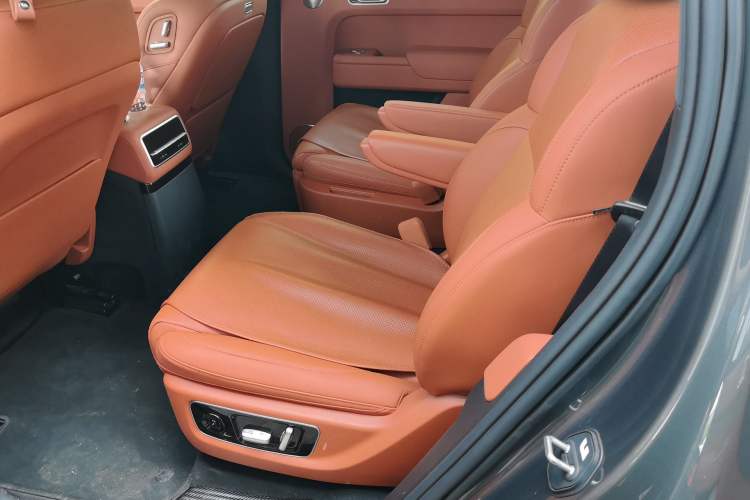 Used Li Auto L9 2022 Max model Left Rear Seat