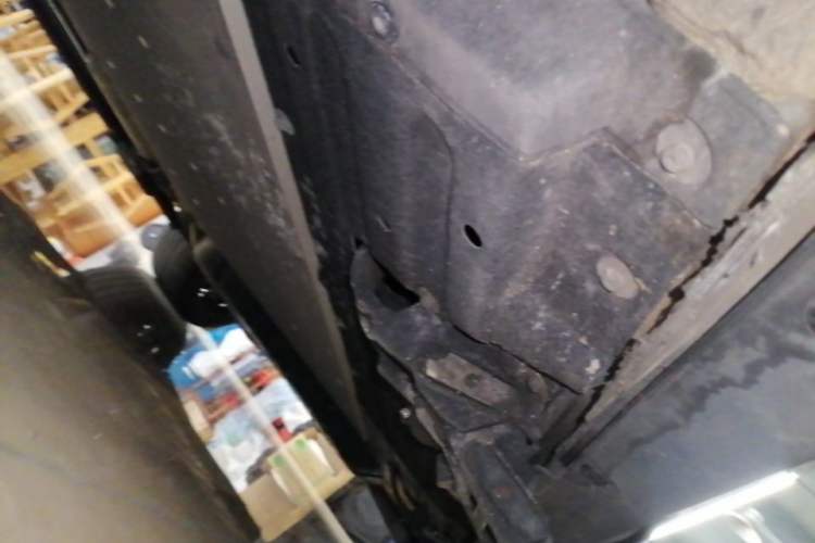 Used Li Auto L9 2022 Max model Left Side Sill
