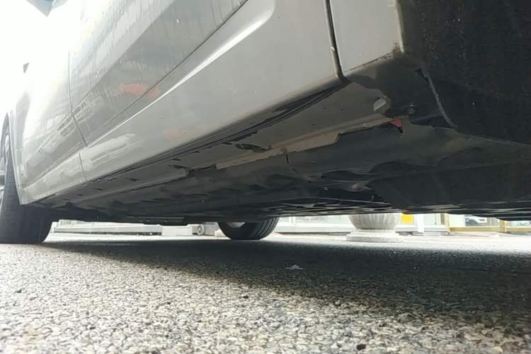 Used Li Auto L9 2022 Max model Left Side Sill