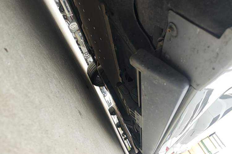 Used Li Auto L9 2022 Max model Left Side Sill