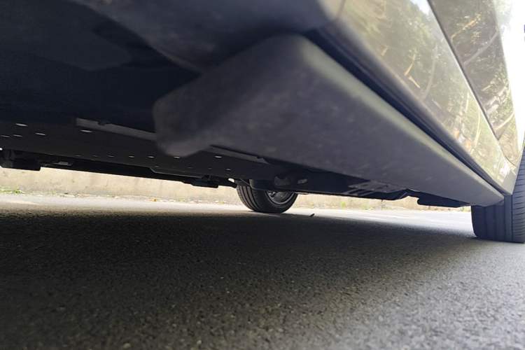 Used Li Auto L9 2022 Max model Left Side Sill