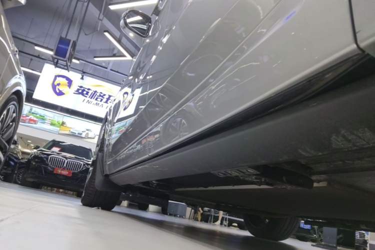 Used Li Auto L9 2022 Max model Left Side Sill
