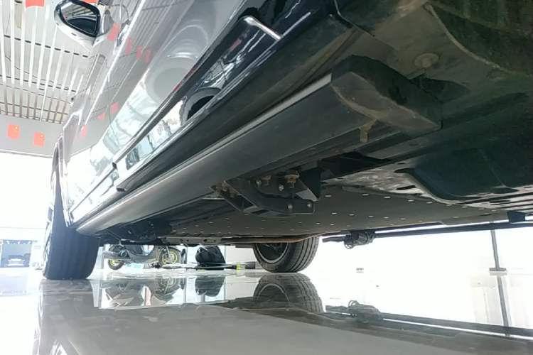 Used Li Auto L9 2022 Max model Left Side Sill