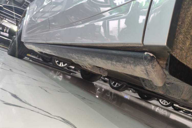 Used Li Auto L9 2022 Max model Left Side Sill