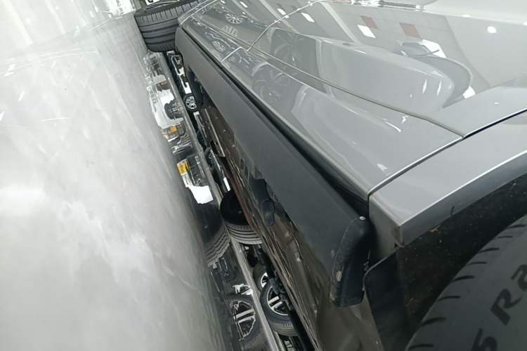 Used Li Auto L9 2022 Max model Left Side Sill