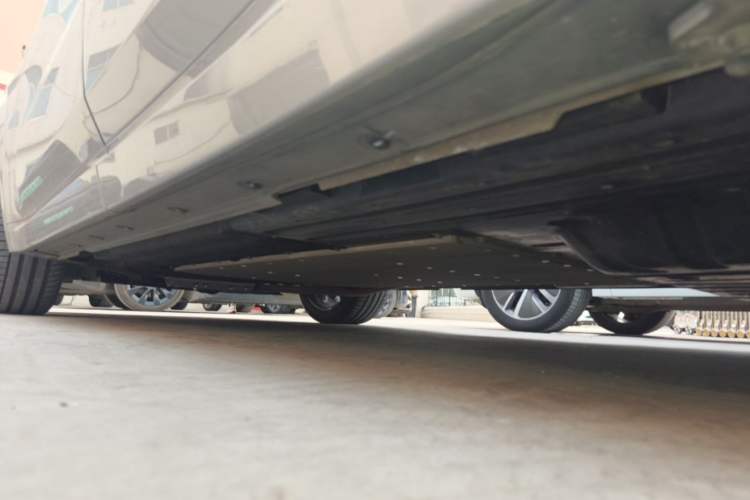 Used Li Auto L9 2022 Max model Left Side Sill