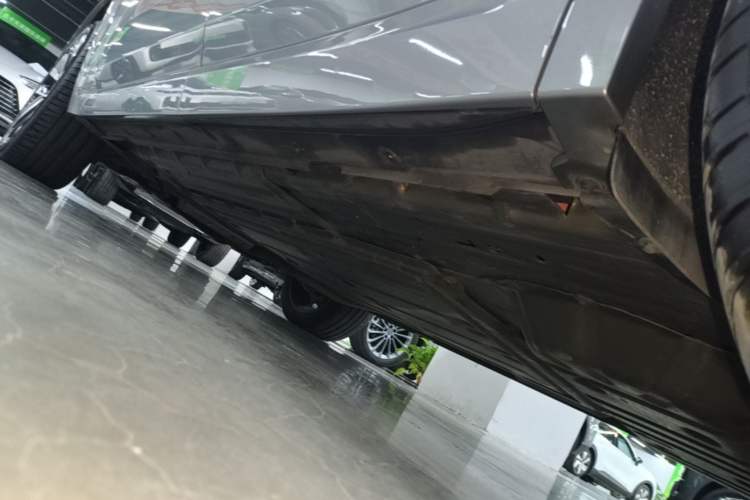 Used Li Auto L9 2022 Max model Left Side Sill