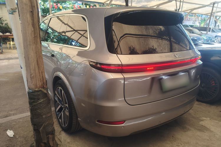 Used Li Auto L9 2022 Max model Rear Left 45 Deg