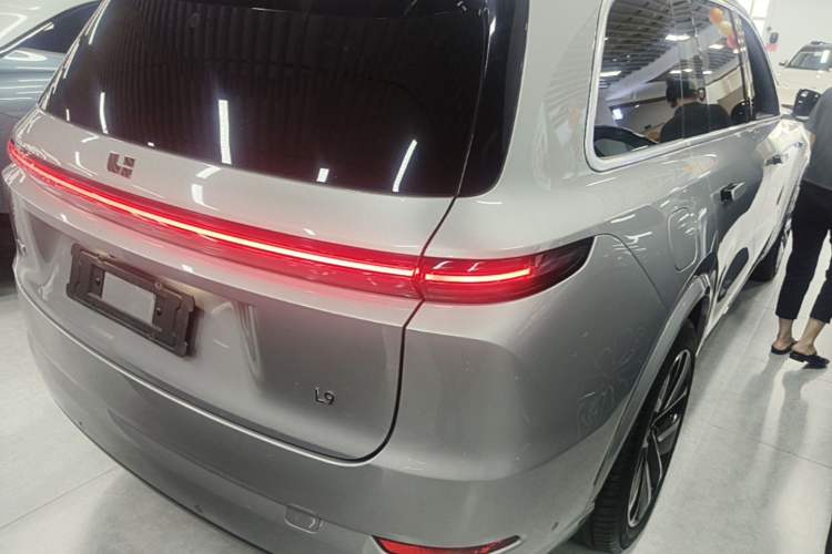 Used Li Auto L9 2022 Max model Rear Right 45 Deg