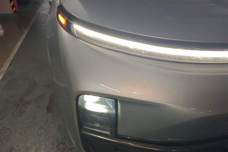 Used Li Auto L9 2022 Max model Right Front Headlight