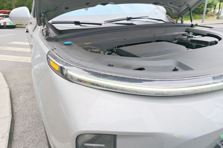 Used Li Auto L9 2022 Max model Right Front Headlight