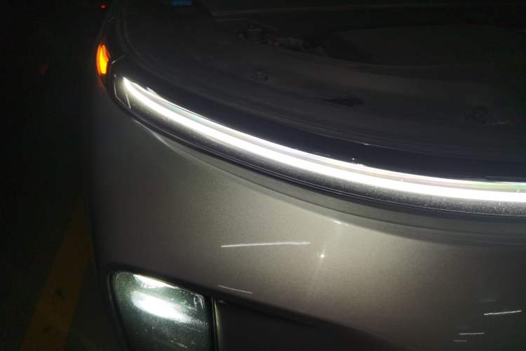 Used Li Auto L9 2022 Max model Right Front Headlight