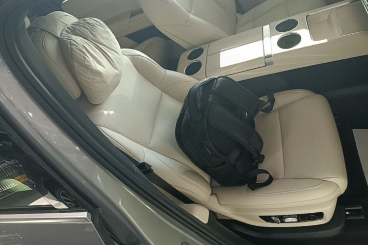 Used Li Auto L9 2022 Max model Right Front Seat