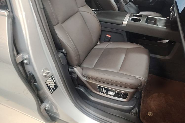 Used Li Auto L9 2022 Max model Right Front Seat