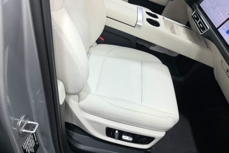 Used Li Auto L9 2022 Max model Right Front Seat