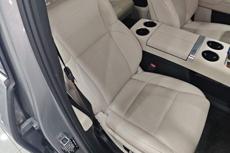 Used Li Auto L9 2022 Max model Right Front Seat