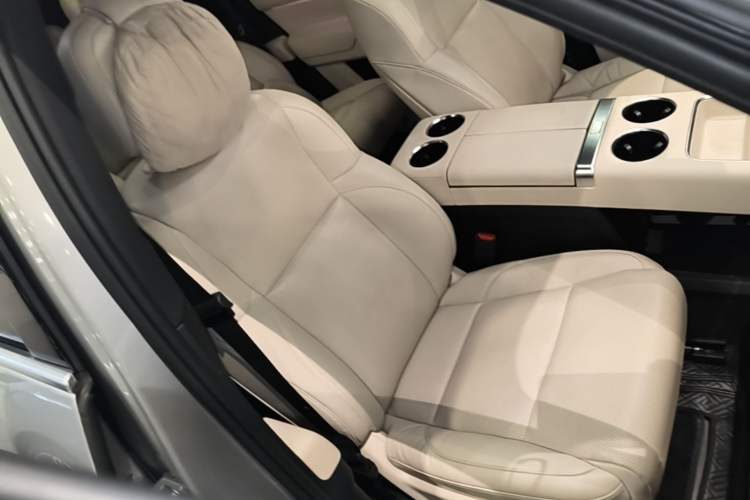 Used Li Auto L9 2022 Max model Right Front Seat