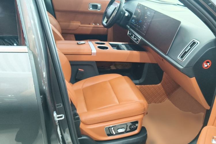 Used Li Auto L9 2022 Max model Right Front Seat