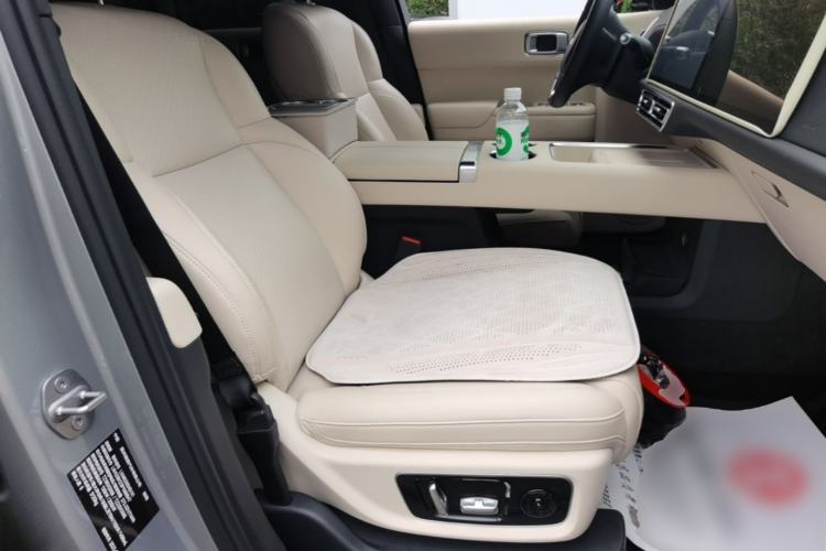 Used Li Auto L9 2022 Max model Right Front Seat