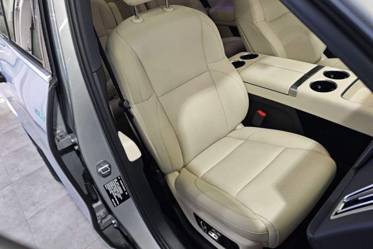 Used Li Auto L9 2022 Max model Right Front Seat