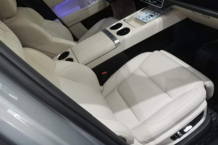 Used Li Auto L9 2022 Max model Right Front Seat