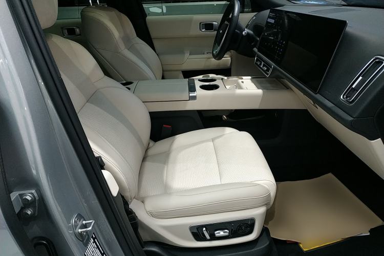 Used Li Auto L9 2022 Max model Right Front Seat