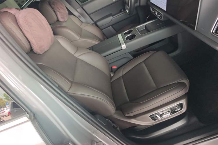 Used Li Auto L9 2022 Max model Right Front Seat