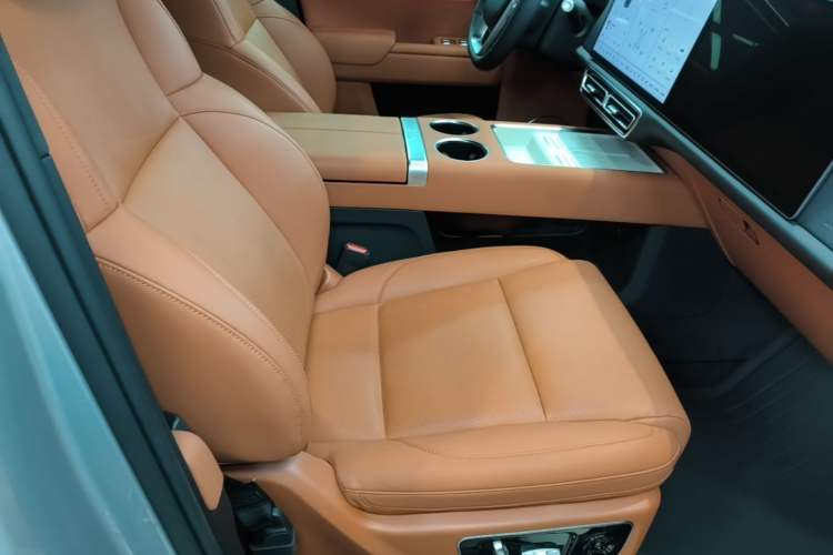 Used Li Auto L9 2022 Max model Right Front Seat