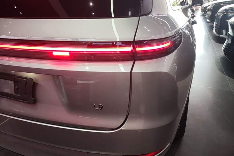 Used Li Auto L9 2022 Max model Right Rear Taillight
