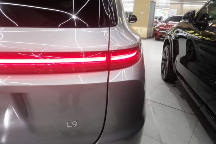 Used Li Auto L9 2022 Max model Right Rear Taillight