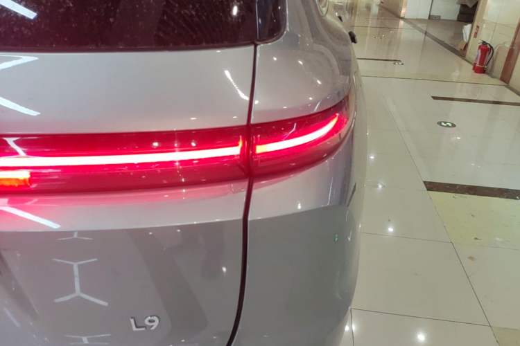 Used Li Auto L9 2022 Max model Right Rear Taillight