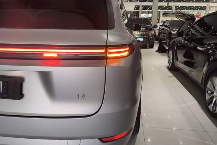 Used Li Auto L9 2022 Max model Right Rear Taillight