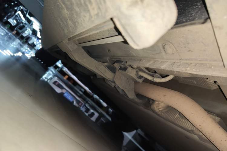 Used Li Auto L9 2022 Max model Right Side Sill
